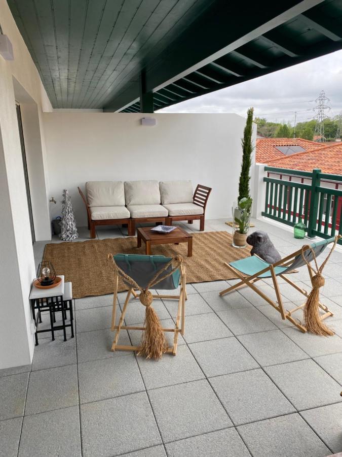 Chambre D'Hote Cosy Hiriburu Saint-Pierre-dʼIrube Exterior foto